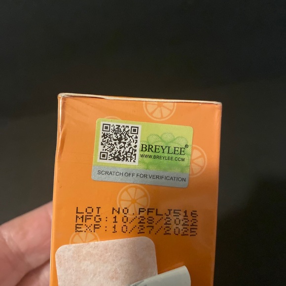 BREYLEE /Vitamin C Serum / 0.57 Fl. oz /Exp . 10/27/2025 - Picture 2 of 2